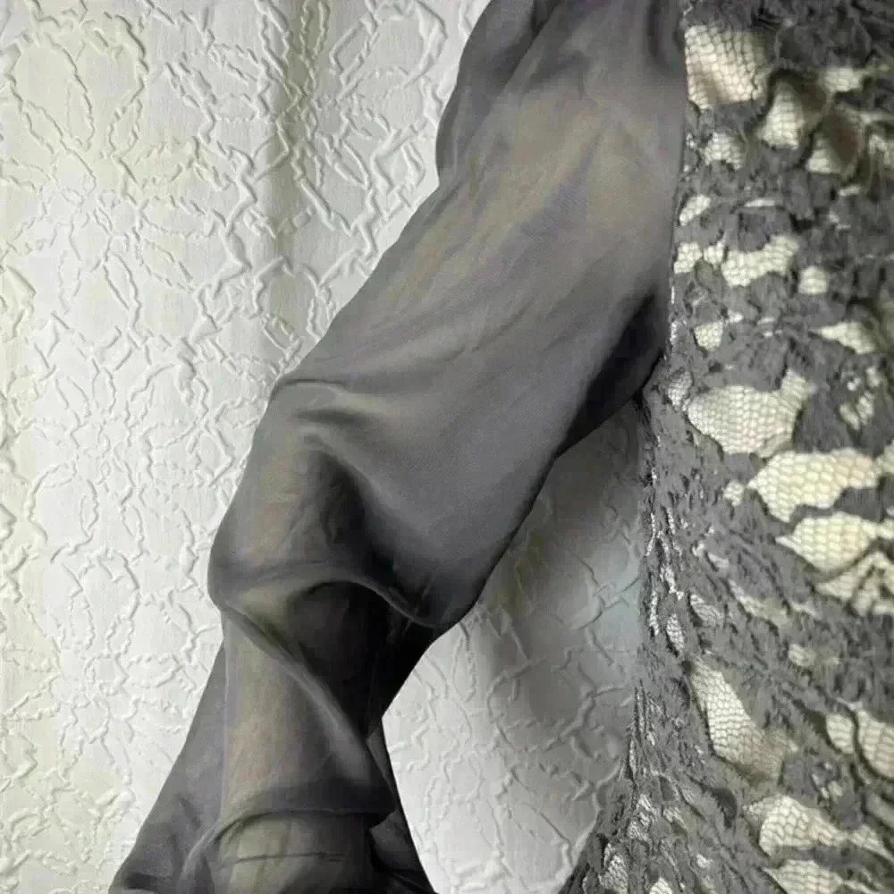 Eliza J Lace Sheath Dress Grey Long Sheer Sleeve 8 - Picture 5 of 12